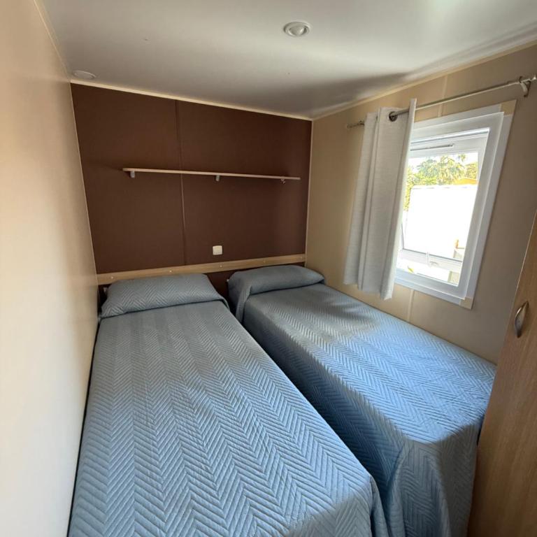 Apartamento con piscina y jardín - Casa de 3 dormitorios - 20