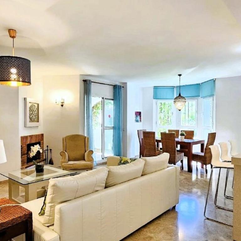 Los Naranjos close to Puerto Banus - Apartamento con vistas a la piscina - 28