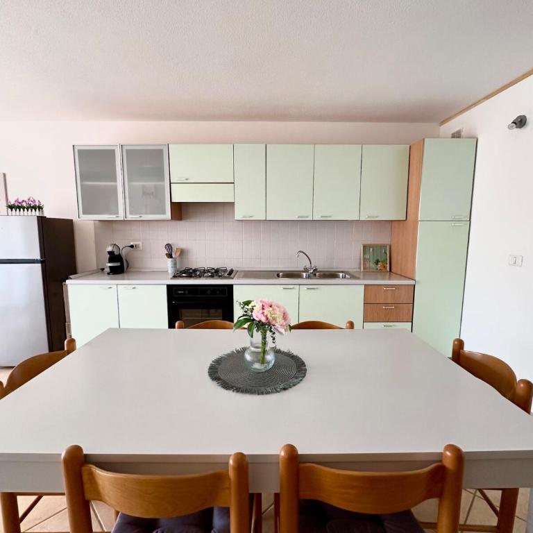 Casa Serena - Appartamento con 2 Camere da Letto - 4