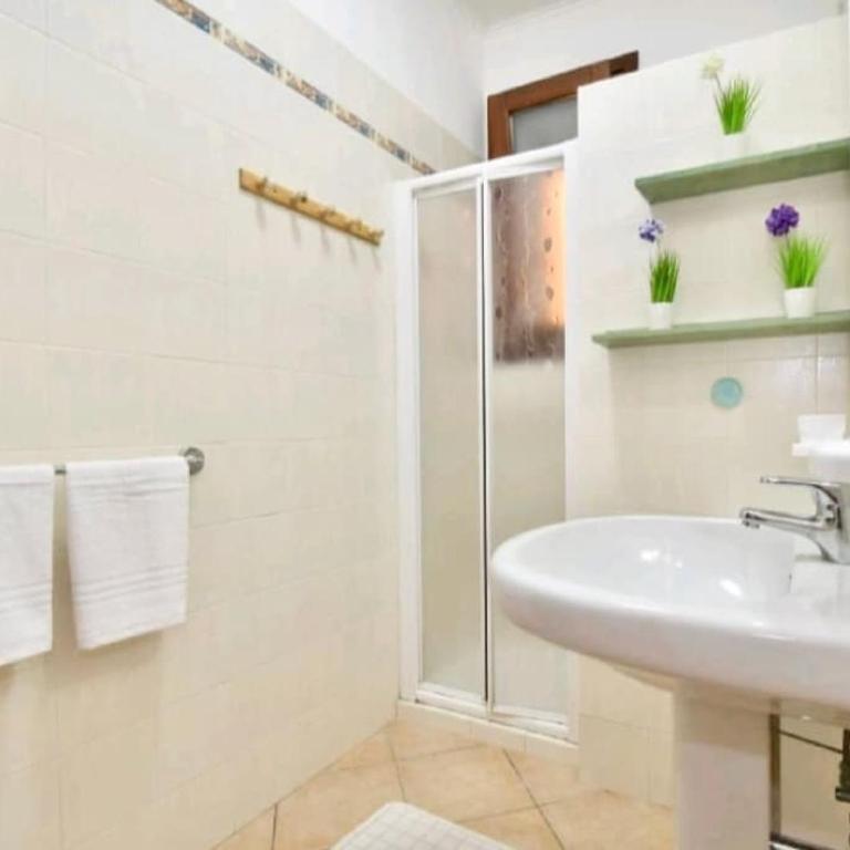 Casa Serena - Appartamento con 2 Camere da Letto - 17