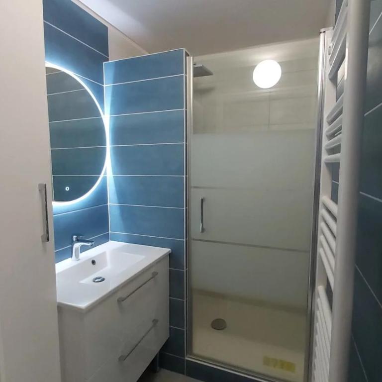 3 pièces Vue Mer à 2 très proche THALASSO - Two-Bedroom Apartment - 10