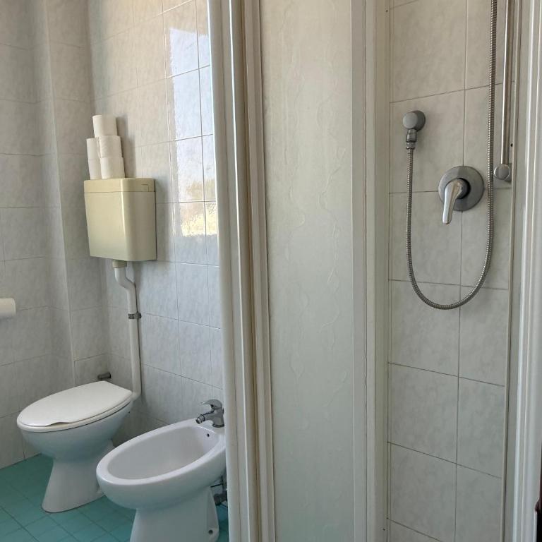 Rooms Casa Celeste sul Mare - Camera Familiare con Vista Mare - 5