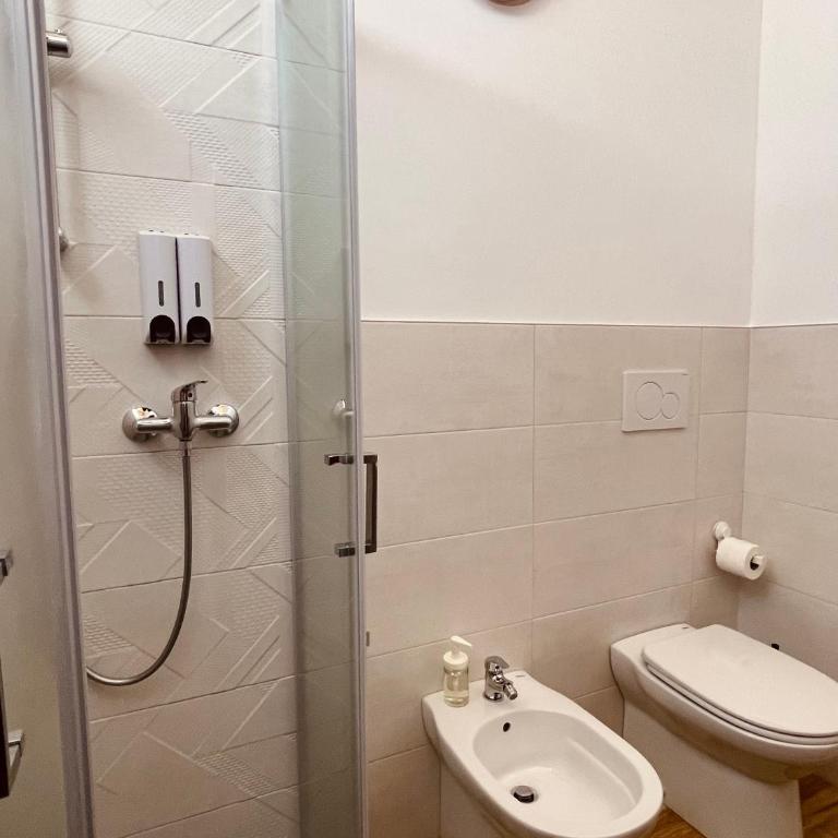Garda Havens - Camera Tripla con Bagno Privato - 4