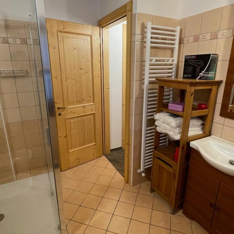 Appartamenti Bion - Appartamento con Vista e Balcone - 21