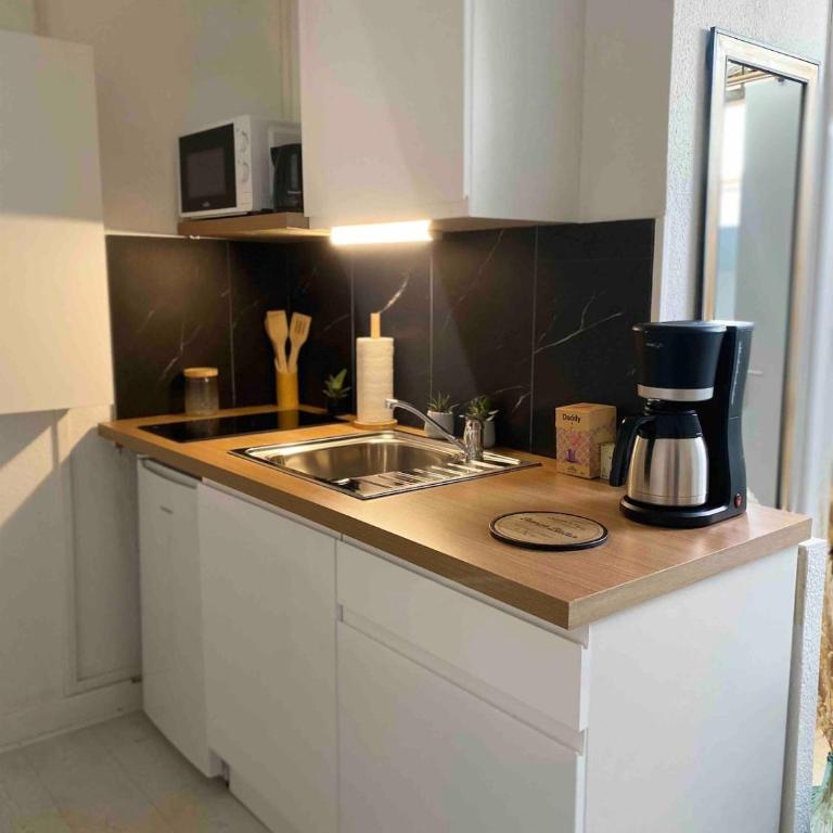 Studio Cosy Centre de Reims - One-Bedroom Apartment - 8