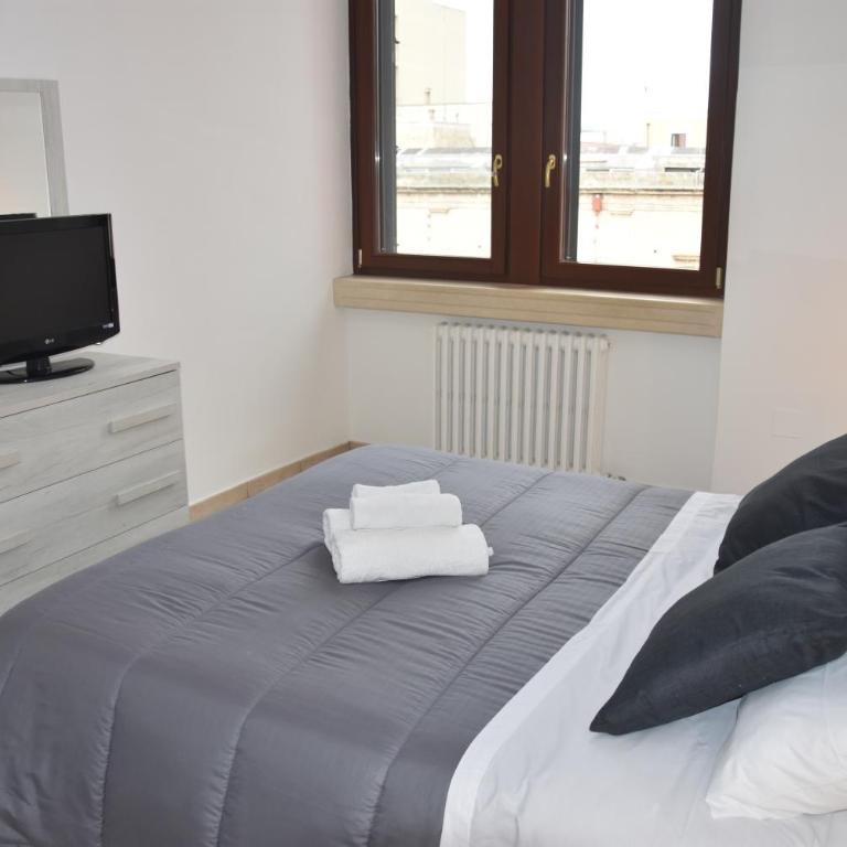 Central House - Appartamento con 2 Camere da Letto - 3