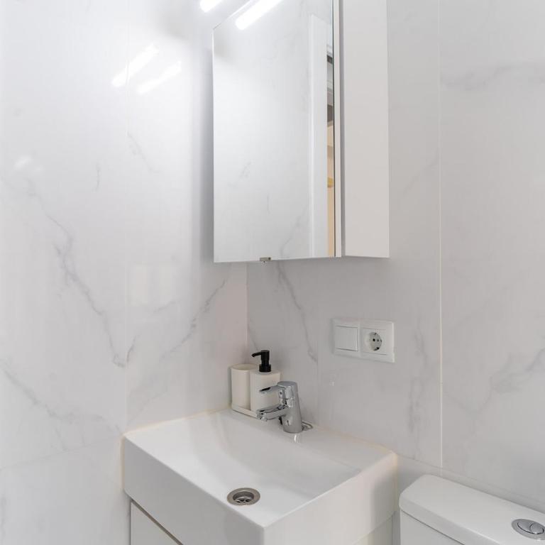 ATP La Rambla Pintor a 5 minutos del Centro de Almería, Plaza de Toros, Wifi Gratis! - Apartamento de 2 dormitorios - 16