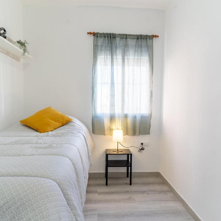 ATP La Rambla Pintor a 5 minutos del Centro de Almería, Plaza de Toros, Wifi Gratis! - Apartamento de 2 dormitorios - 23
