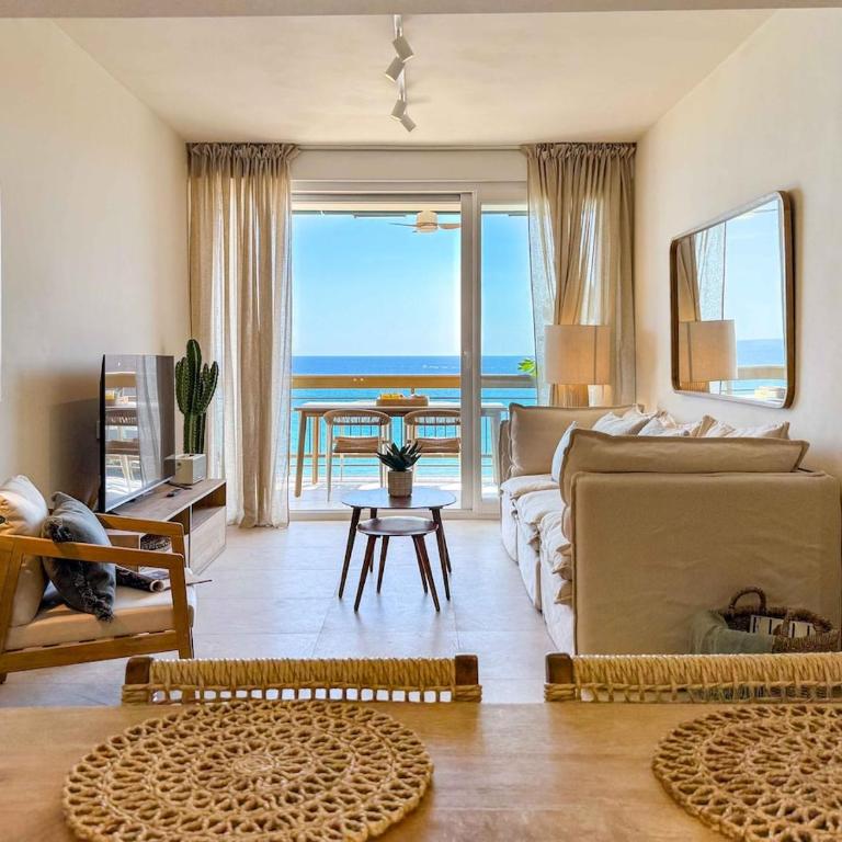 Sofisticación y elegancia en playa del Postiguet - Three-Bedroom Apartment - 38