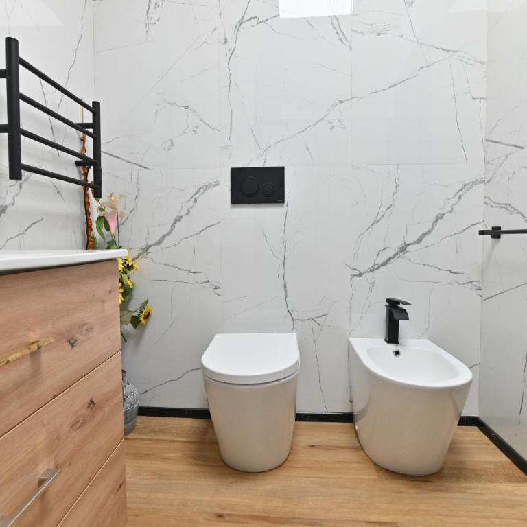 casa vacanze edwige castello - Two-Bedroom House - 7
