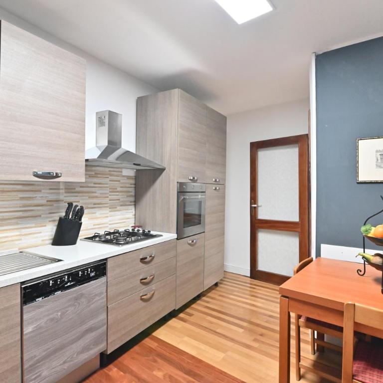 casa vacanze edwige castello - Two-Bedroom House - 10