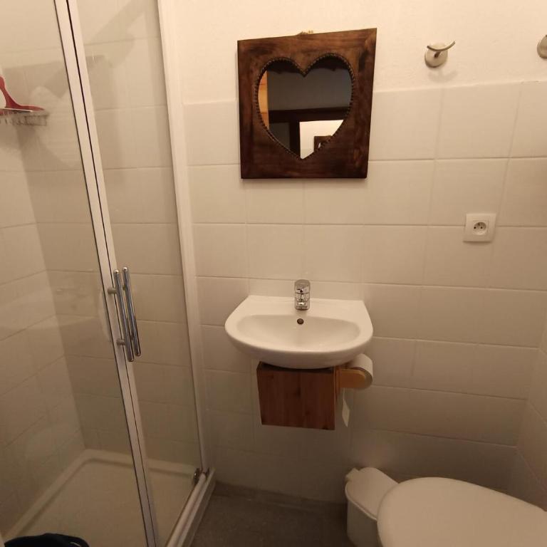 Chalet Du Bois De Suffin N°10 - appartement tout confort, grande terrasse, plein sud 50m des pistes MAE-8254 - Appartement - 12