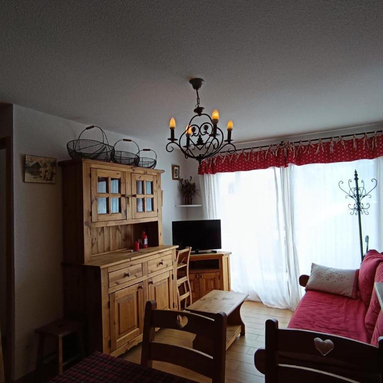 Chalet Du Bois De Suffin N 8 - Appartement cosy à 50m des pistes ! Plein sud - Terrasse - garage MAE-8664 - Appartement - 8