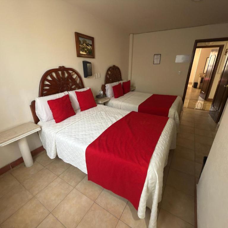Hotel Arbis - Habitación Doble Estándar - 2 camas - 4