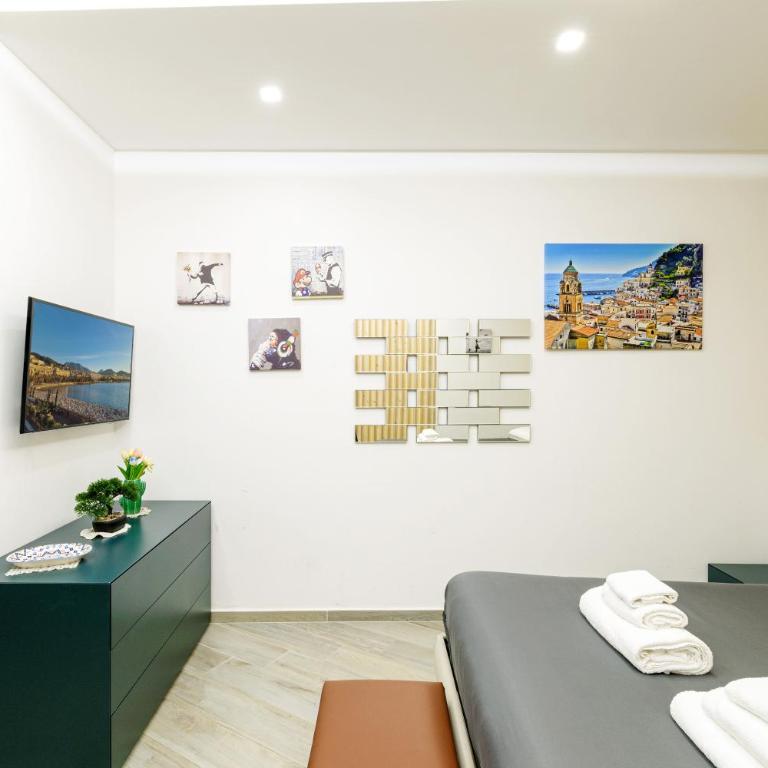 Home4Apartment Salerno center, private patio - Appartamento Superior - 19