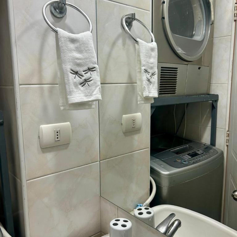 Apartment a few steps from Bustamante Parque Metro - Three-Bedroom Apartment - 5