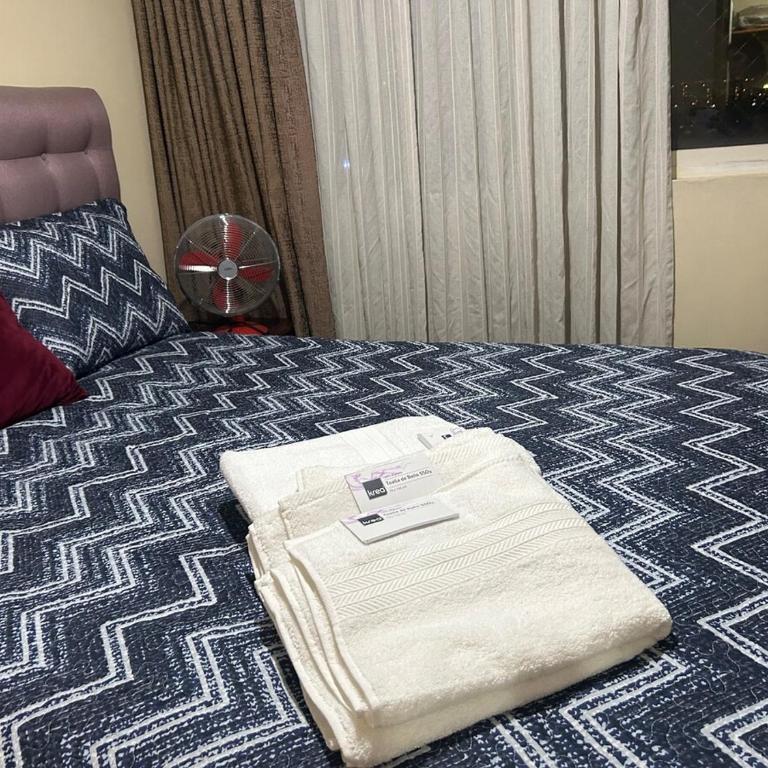 Apartment a few steps from Bustamante Parque Metro - Three-Bedroom Apartment - 7
