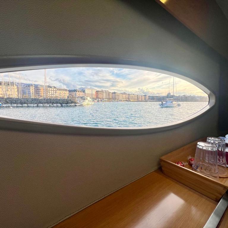 Floatinn Boat-BnB - Chambre Double – Vue sur Lac - 2