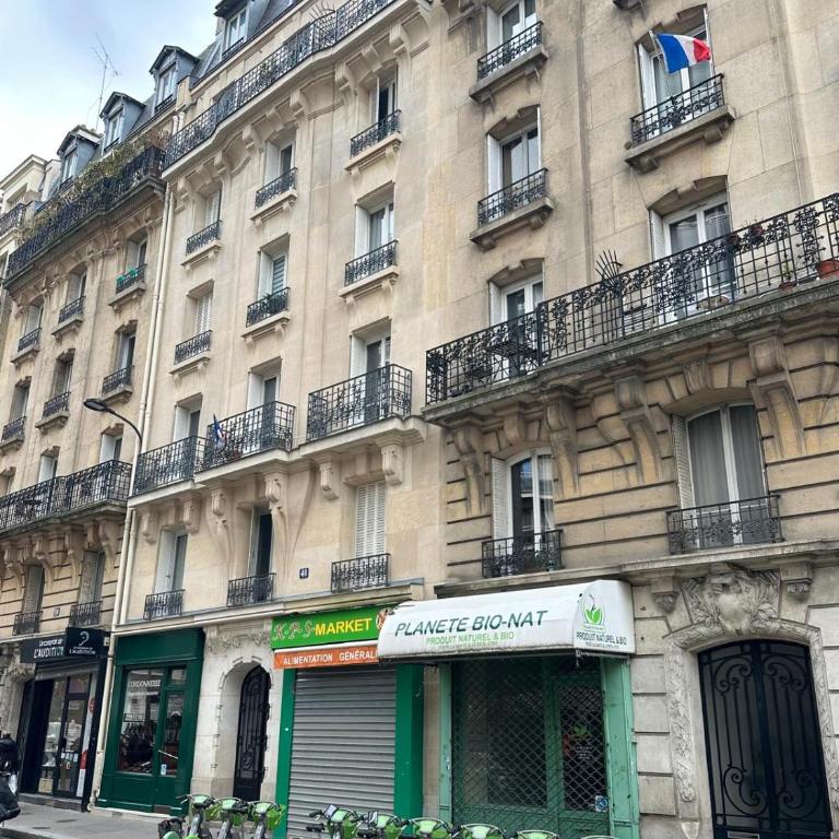 Superbe appartement rénové, calme et très bien desservi, Paris 15e - Appartement 2 Chambres - 3