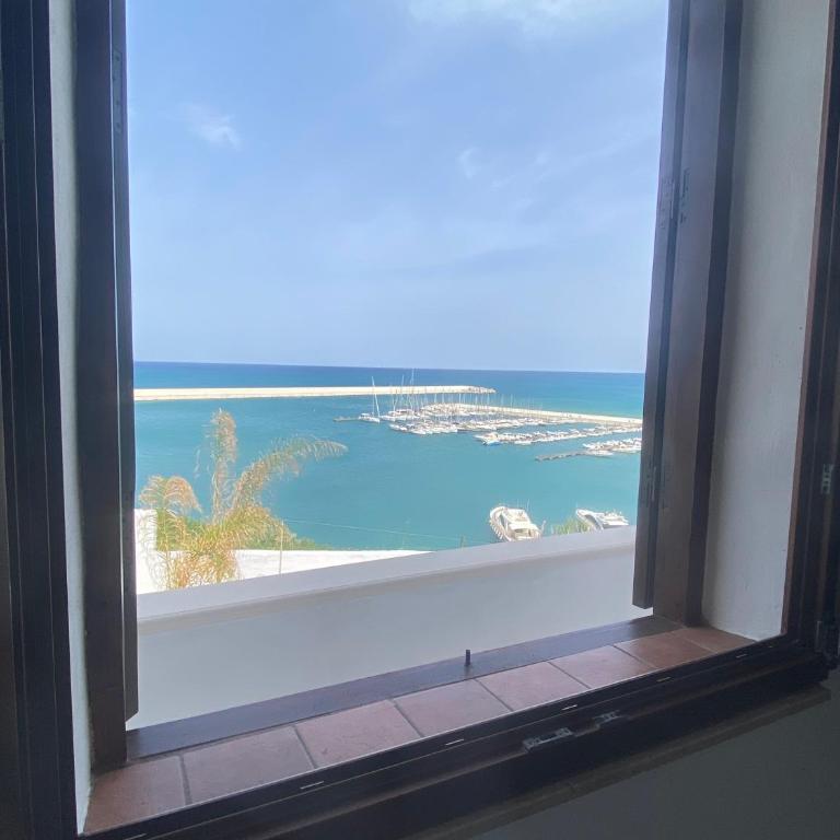 Baia Marina Oasi - Appartamento con 3 Camere da Letto e Vista Mare - 16