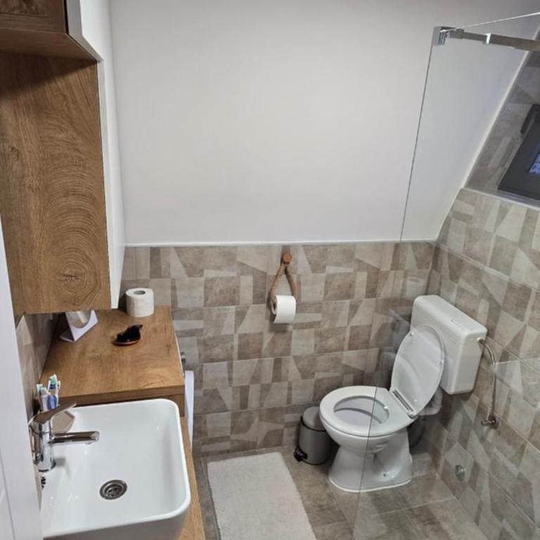 Basna FoRest - Vacation Home - 35