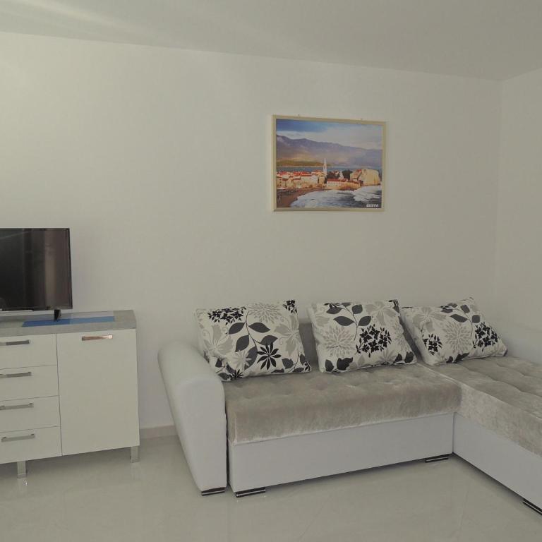 Apartments Becici - Deluks Apartman Tipa "Suite" sa Terasom - 2