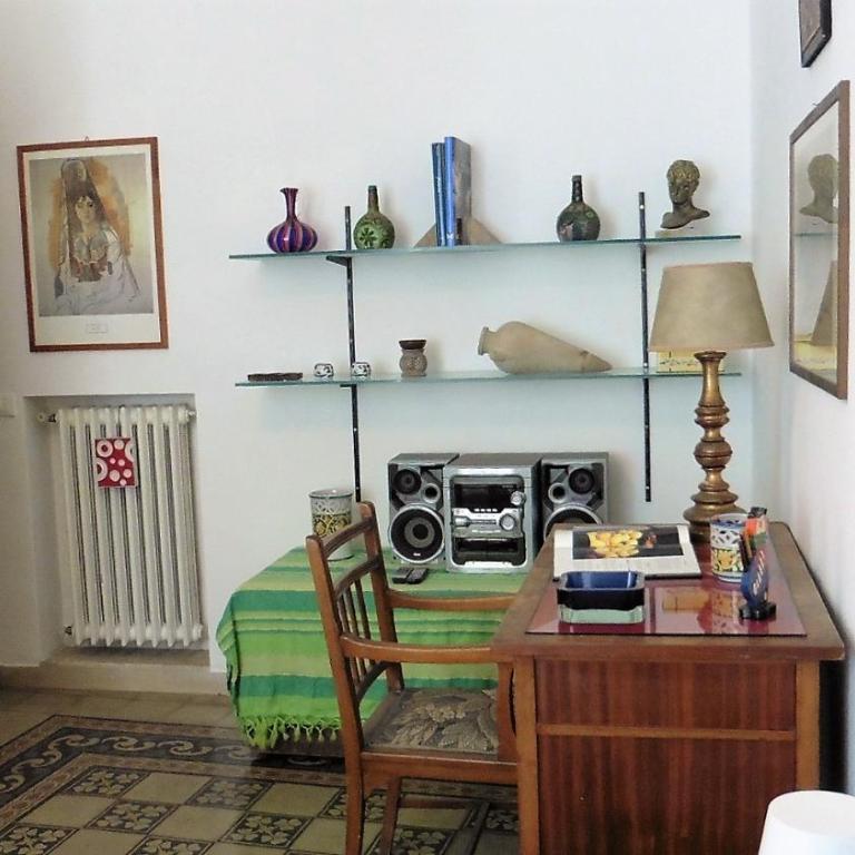 Bobnb - Double Room with Private External Bathroom(Eco) - 9
