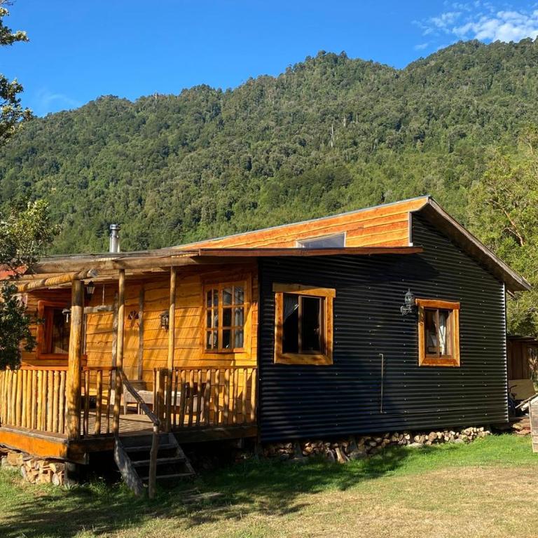 La Rústica Rústica Ralún, nature and life - Two-Bedroom Chalet - 2