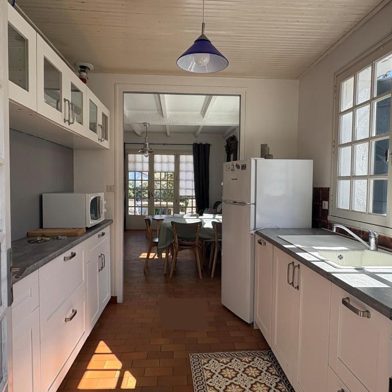 Maison pour 6 pers. proche forêt, terrasse, animaux admis - FR-1-323-469 - Maison de Vacances - 11