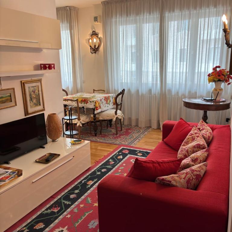 Spacious 2BR 2 Bathrooms 650m from Tower Modern Quiet - Appartamento con 2 Camere da Letto - 81