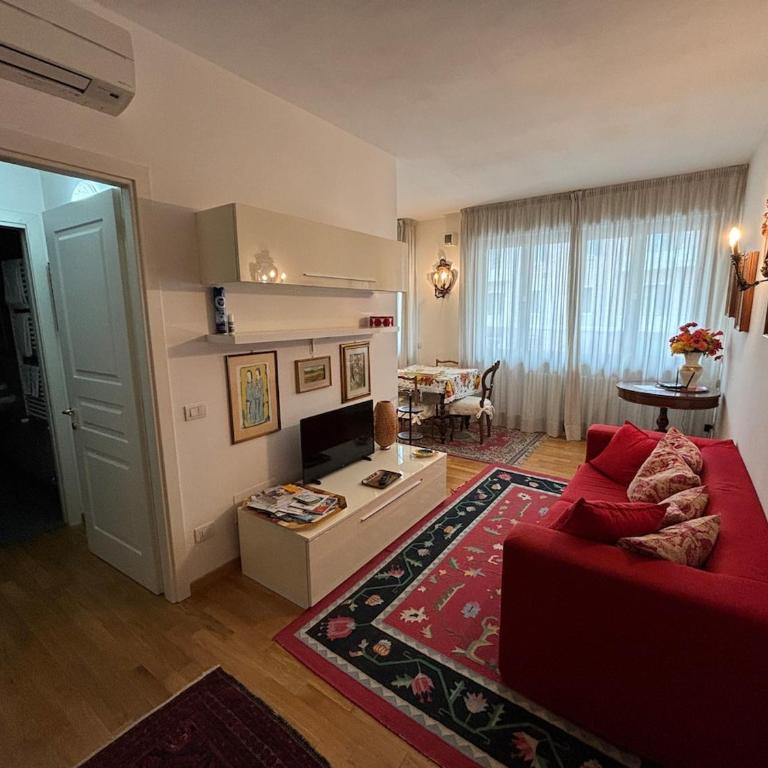 Spacious 2BR 2 Bathrooms 650m from Tower Modern Quiet - Appartamento con 2 Camere da Letto - 80