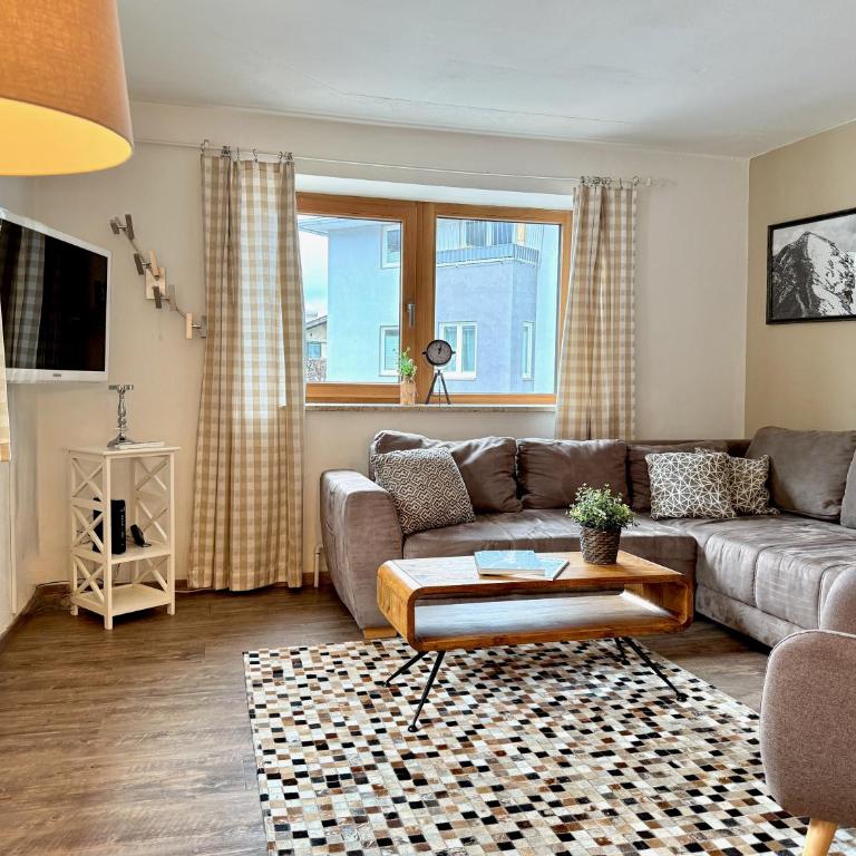 BELLE KITZ im Zentrum by Belle Stay - Appartement 3 Chambres avec Terrasse - 2