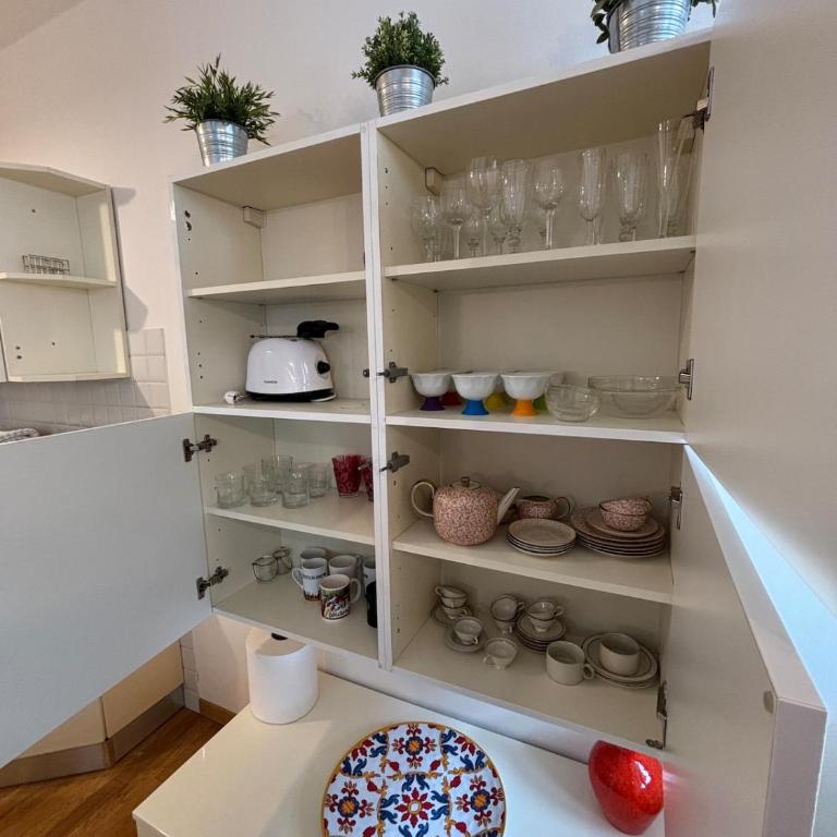 Spacious 2BR 2 Bathrooms 650m from Tower Modern Quiet - Appartamento con 2 Camere da Letto - 30