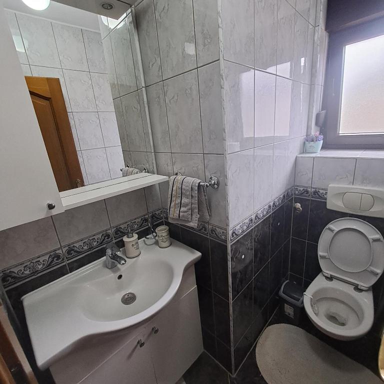 Villa Behić - Four-Bedroom House - 46