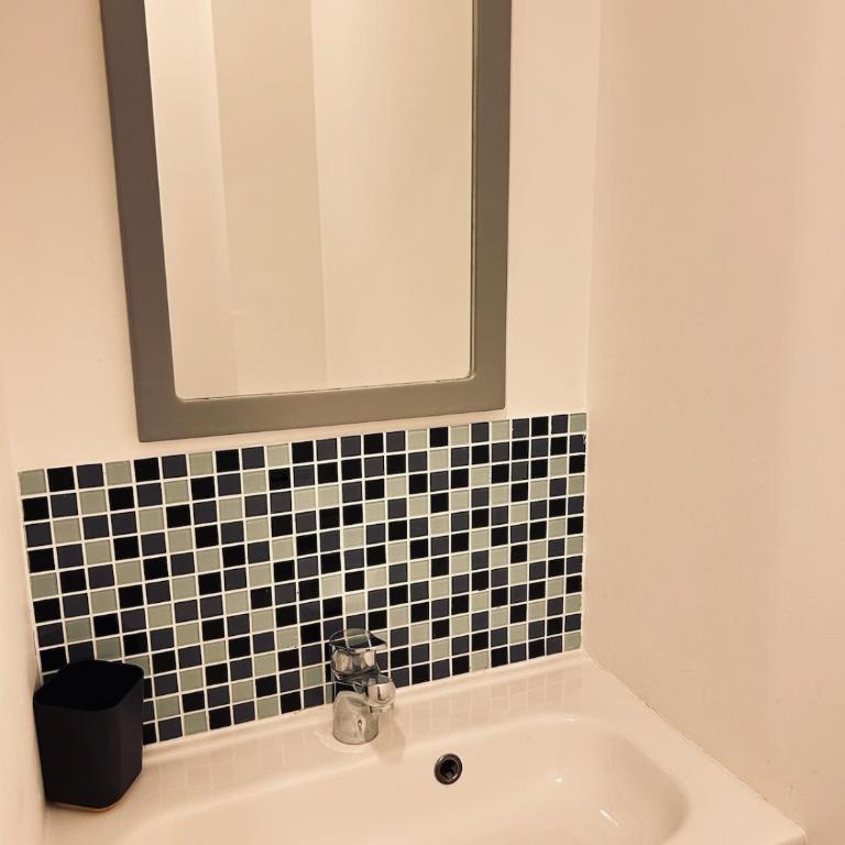 Maison de charme Reims 8 chambres, 8 salle de bain - Appartamento - 47