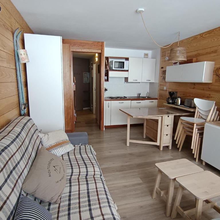 Superbe studio rénové 4 pers - Accès direct pistes - Balcon - FR-1-445-57 - Studio - 6