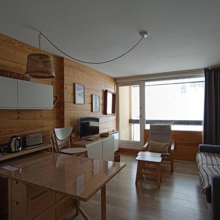 Superbe studio rénové 4 pers - Accès direct pistes - Balcon - FR-1-445-57 - Studio - 8