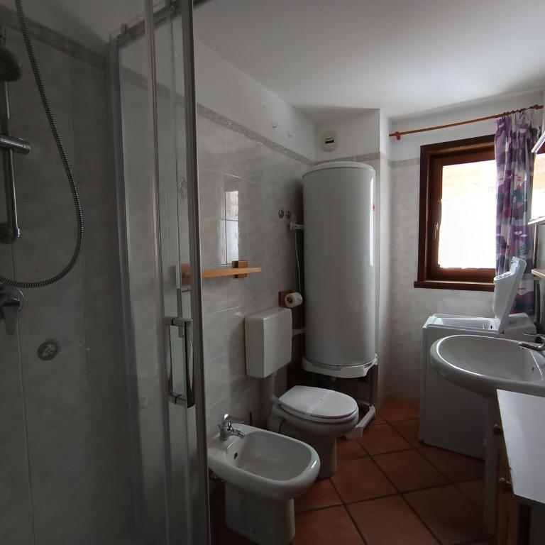 Appartement idéalement situé proche des pistes, animaux acceptés, parking inclus - FR-1-445-110 - Appartamento (8 Adulti) - 9