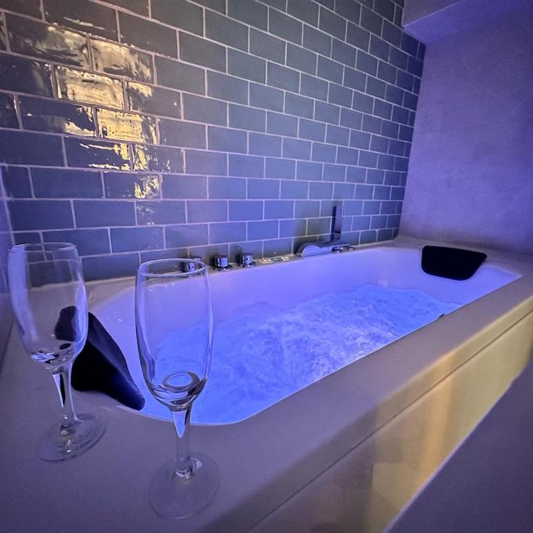 Magic suite avec Balnéo, Sauna et terrasse - Appartement 1 Chambre - 30