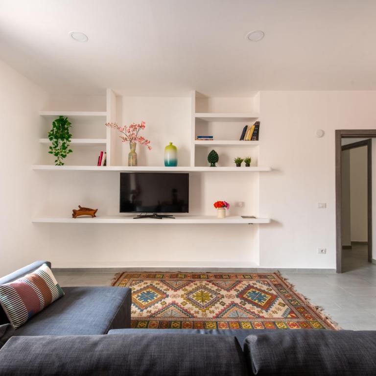 Civico 61 - Appartamento con 2 Camere da Letto - 1
