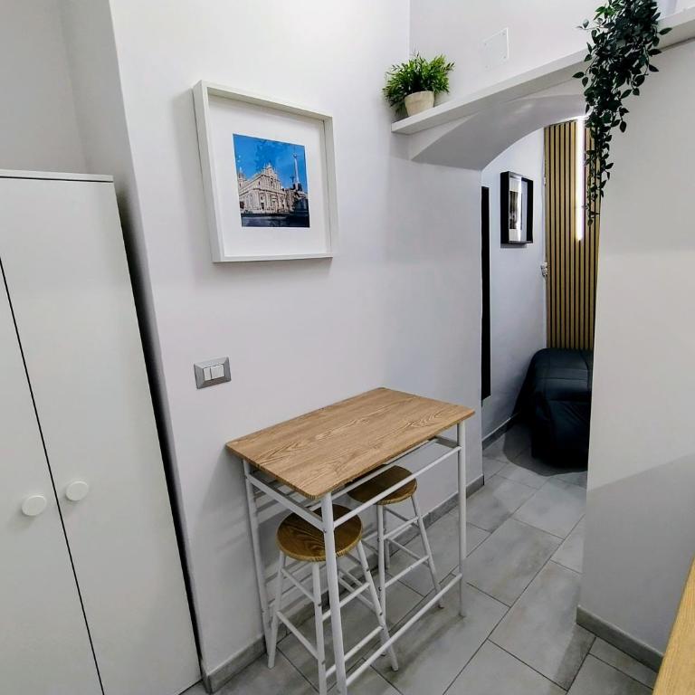 Lucky Home - One-Bedroom House - 4