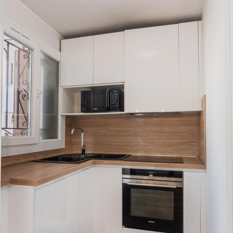 Beautiful 3 room apartment - Parking -Centre -Tram - Apartamento - 8