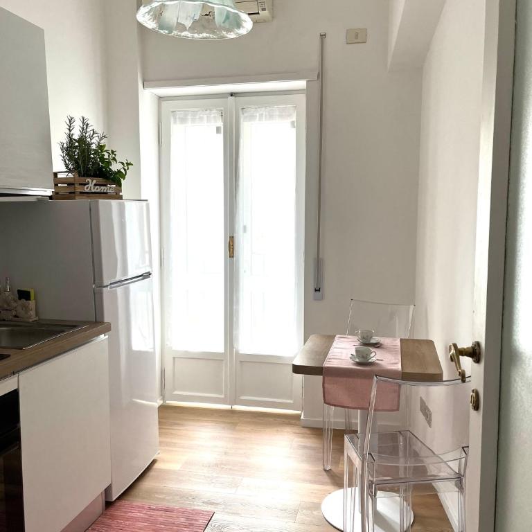 The Rose Apt - One-Bedroom Apartment - 12