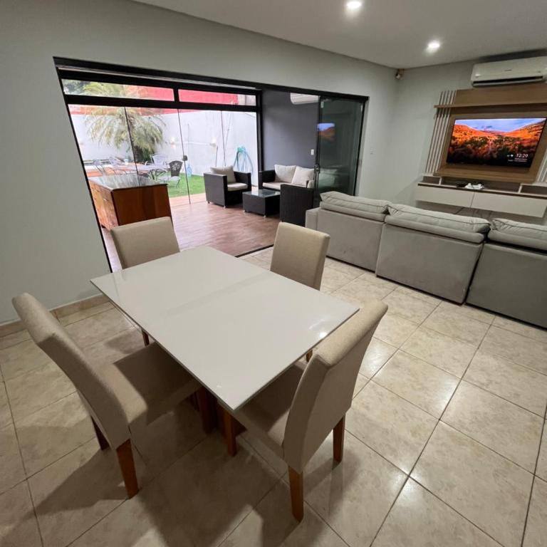 Duplex a metros del the aeropuerto - Casa de 3 dormitorios - 17