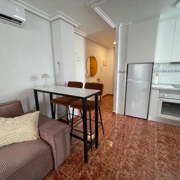 Modern apartment in Torrevieja - Apartamento de 1 dormitorio - 17