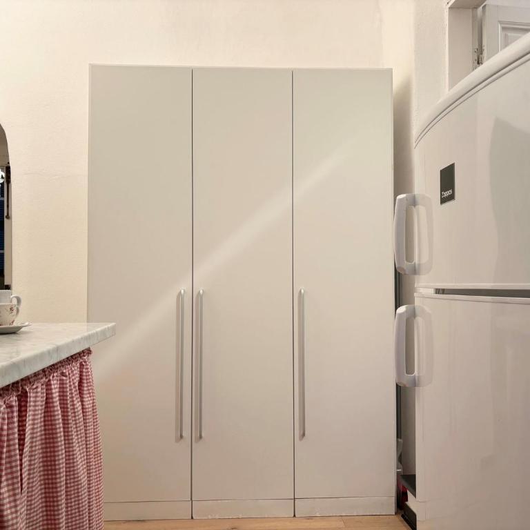 "Marina Apartment" in Vernazza Historic, Restored, Beachfront, 2nd floor, 2 Aircondo BDR, 2BHT, rare Private Garage 300 mt far, 200 mt from train - Two-Bedroom Apartment - 29