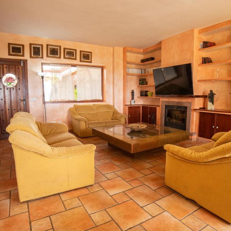 VILLA CANTARES - Villa - 32