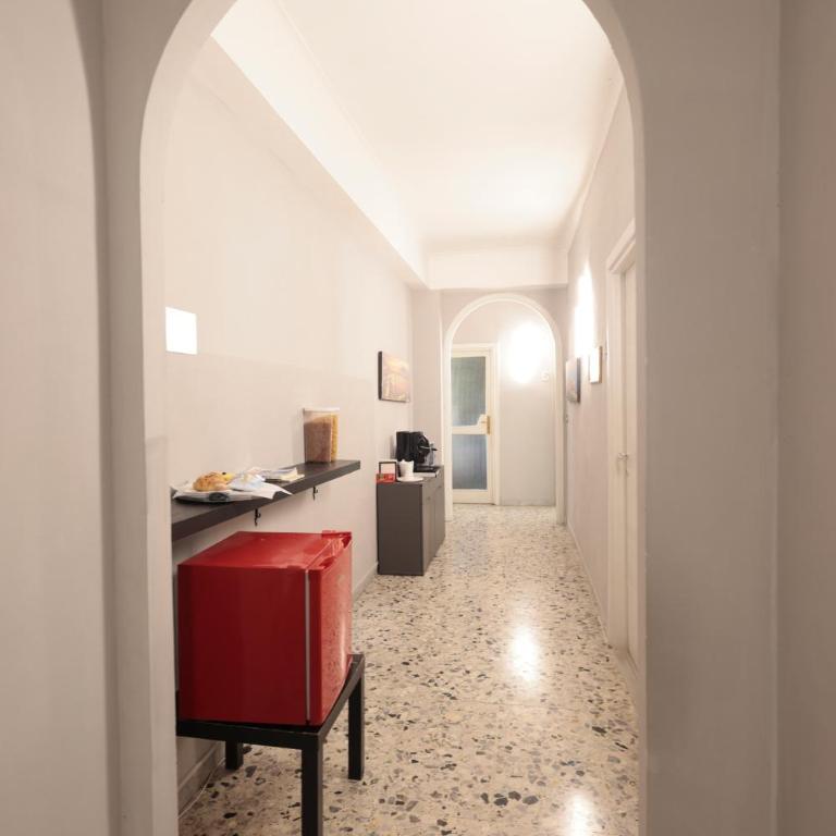 A cartulina e Napulè Attico con Vista Porto Ascensore Colazione Inclusa Struttura nel cuore autentico di Napoli a 5 minuti dalla Stazione Centrale e dal Centro Storico AC - Deluxe Room - 33
