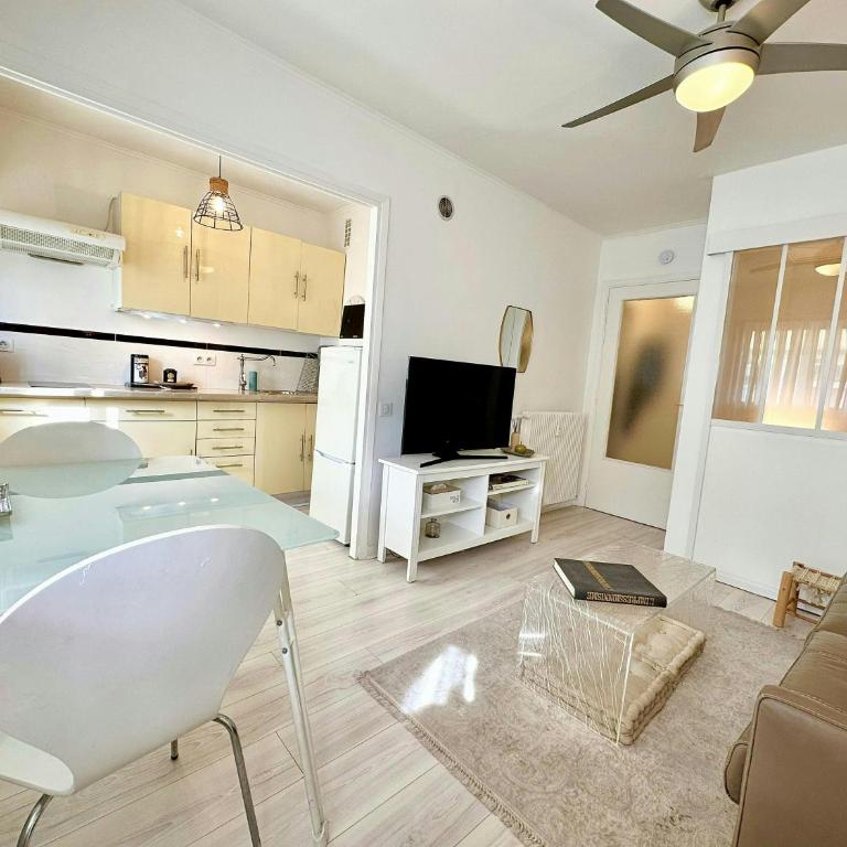 Magnifique appartement Cosy Cannes à 5mn du fameux palais du festival et ses plages - Appartement 1 Chambre - Côté Mer - 9