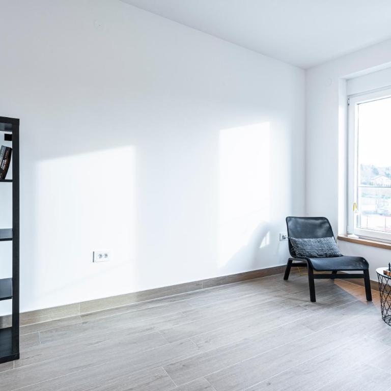 Novi Sad's Quiet Quarters - Apartman sa 3 Spavaće Sobe - 23